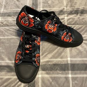 RAAD Traditional Low Sneakers